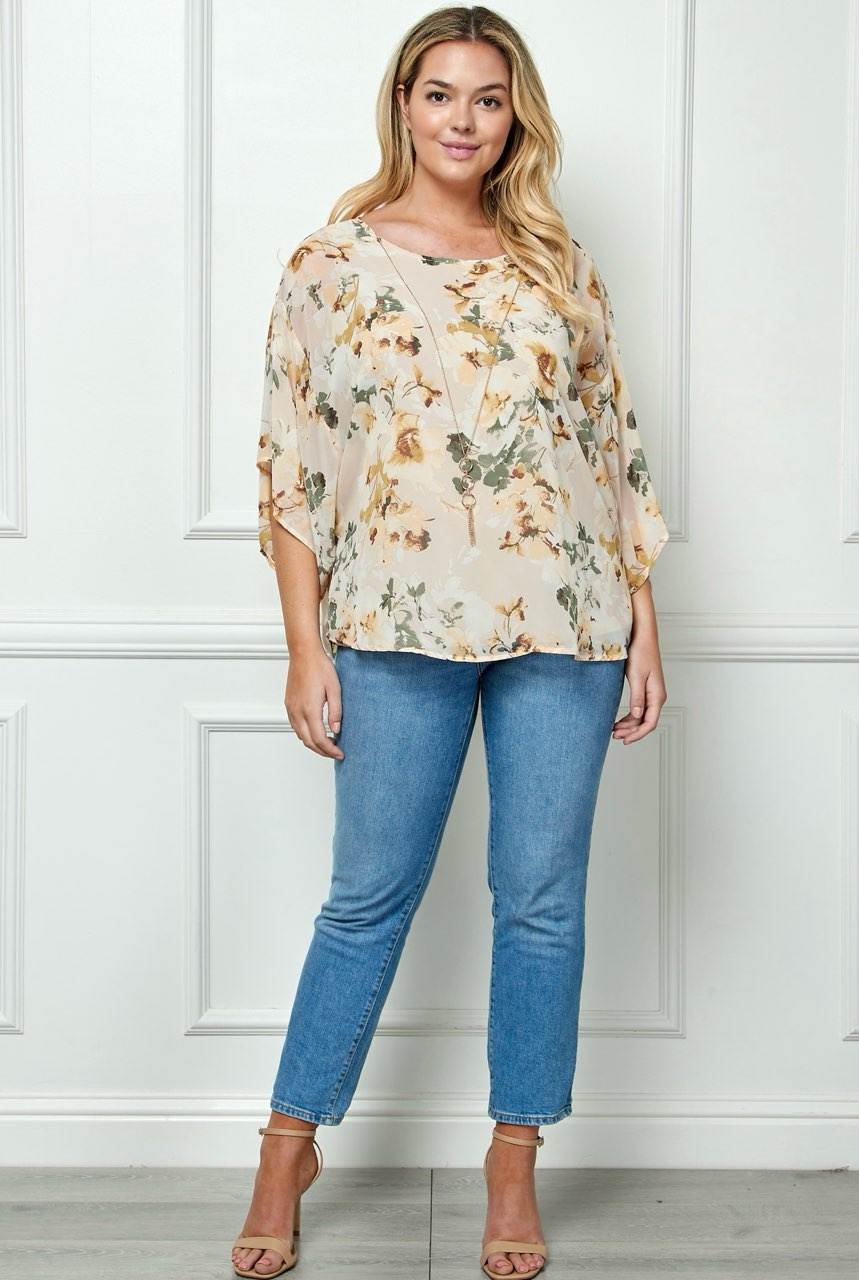 Plus Size Kimono Sleeve Blouse W/ Neclace