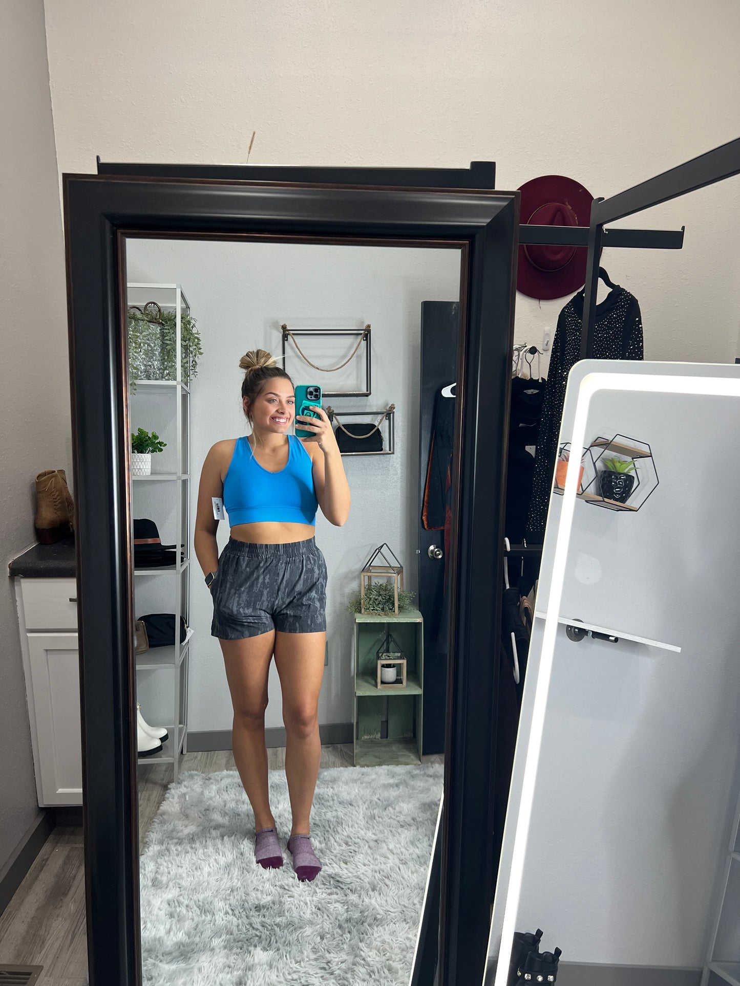 Mono B Active Shorts