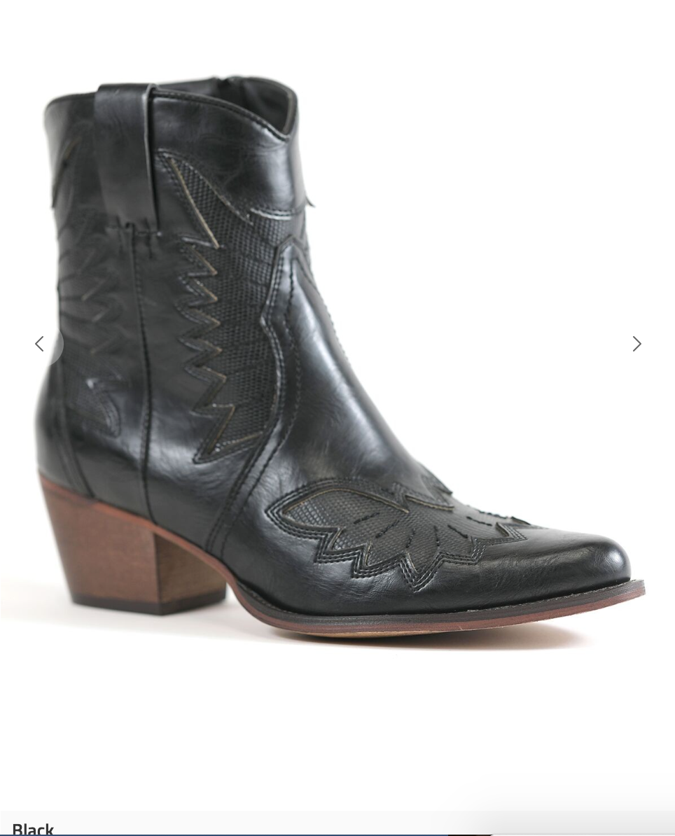Cowgirl Western Booties