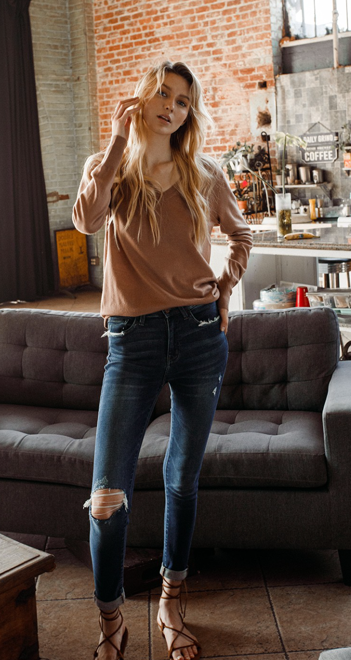 Nostrand - High Rise Distresses Roll Up Ankle Skinny