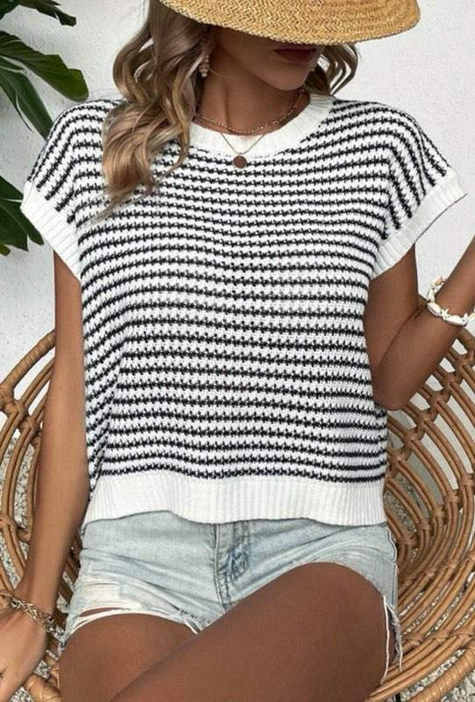 Hight Tide Women's Striped Round Neck Loose Knit Top