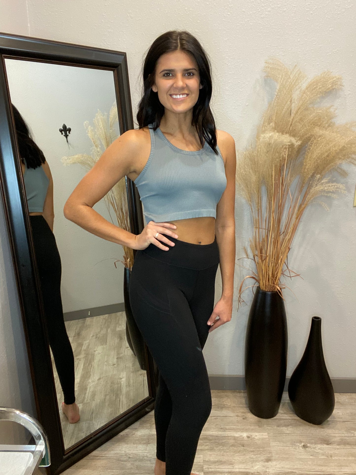 Basic Buttery Soft Leggings With Side Pockets – Hair Studio Boutique