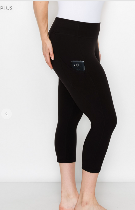 Basic yoga plus capri w/ side pockets